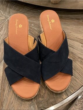 Tommy Bahama Navy Suede Crisscross Slide sandals